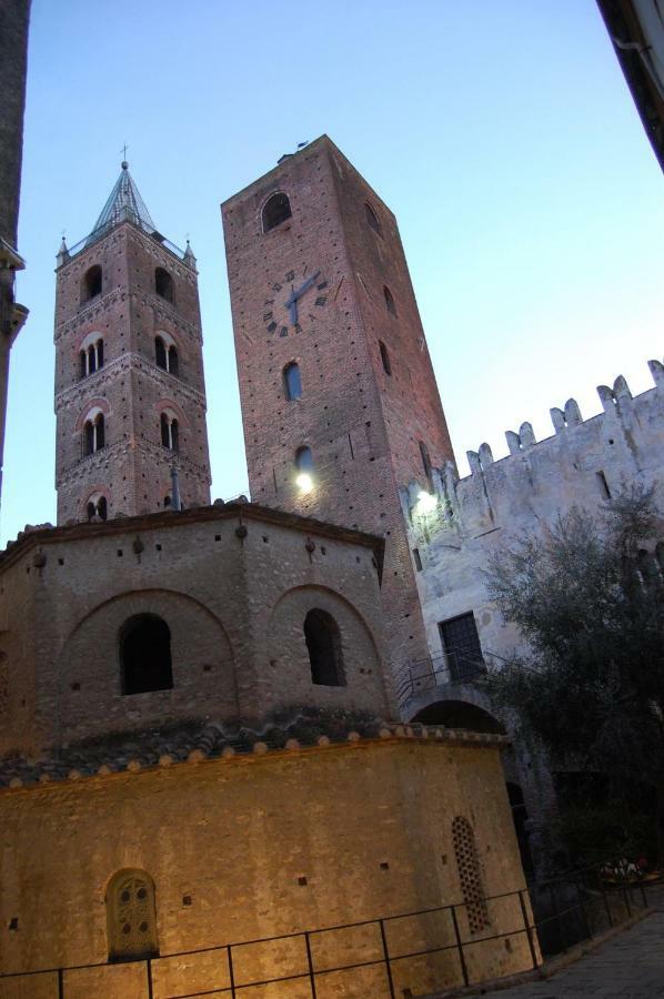 Ferienwohnung Residenza D'Aste Albenga Exterior foto